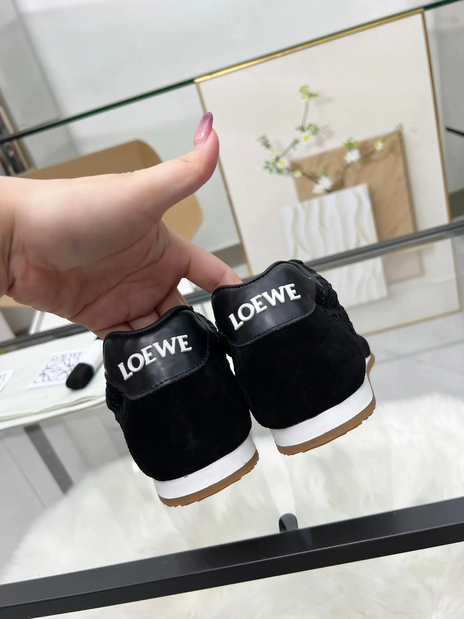 👟👟Ex-factory price 460👟👟 Men's size +10 2025 early spring new style, same style as Wang Yibo! Loewe Ballet Runner 2.0 sneakers for couples. New color matching retro series running shoes. Standard size: women's size 35-40, button +10. Men's size. 39-45, button ➕10.